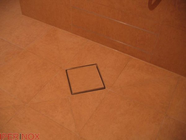 Sifon pardoseala Premium, Faiantabil, din inox, dimensiune 10x10 cm - Iperinox